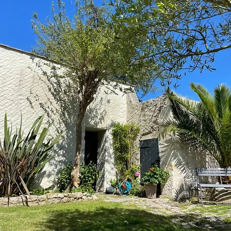 Guest house Aux Portes Des Iles