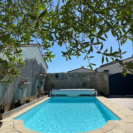 Aux Portes Des Iles بيت ضيافة Saint-Just-Luzac